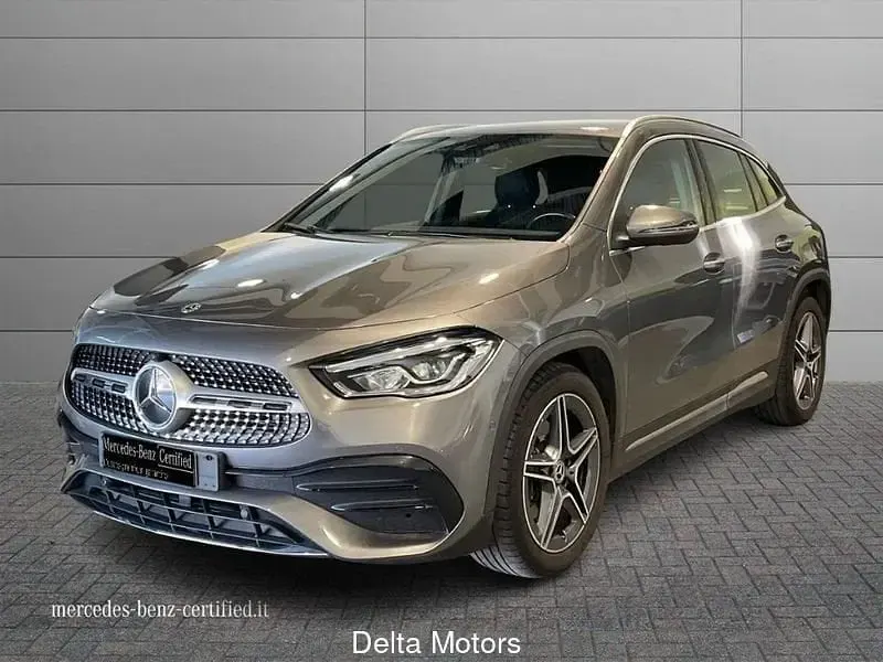 Usata Mercedes GLA200 Business 150 CV (110 kW) 2020 SUV