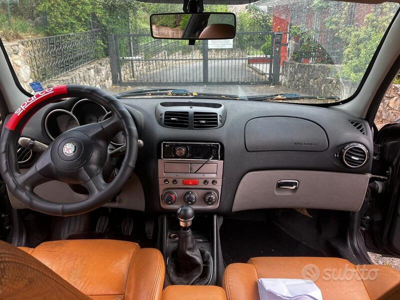 Usato 2002 Alfa Romeo 147 1.9 Diesel 116 CV (500 €)