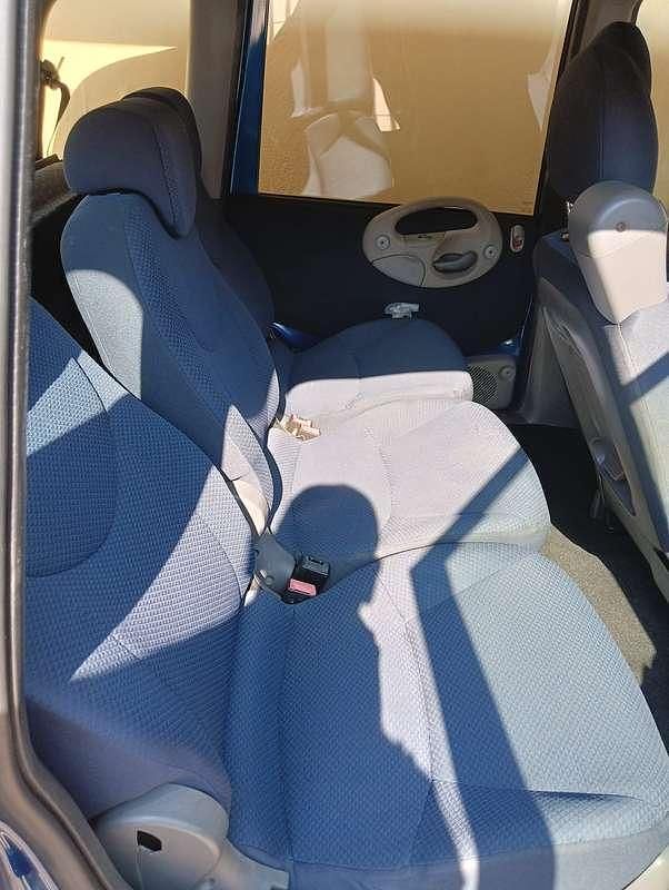 Usata Fiat Multipla 103 CV (75 kW) 2006 Blu/azzurro Monovolume