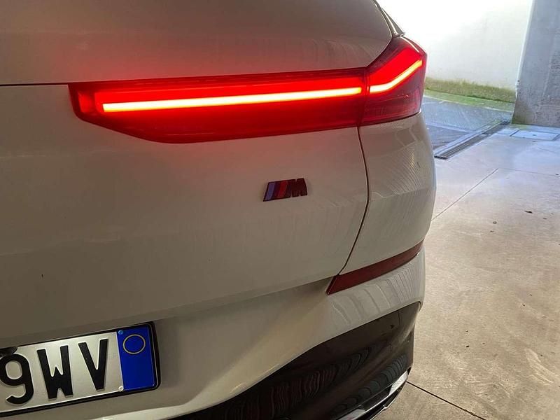 Usata BMW X6 M Sport 340 CV (250 kW) 2022 Grigio SUV