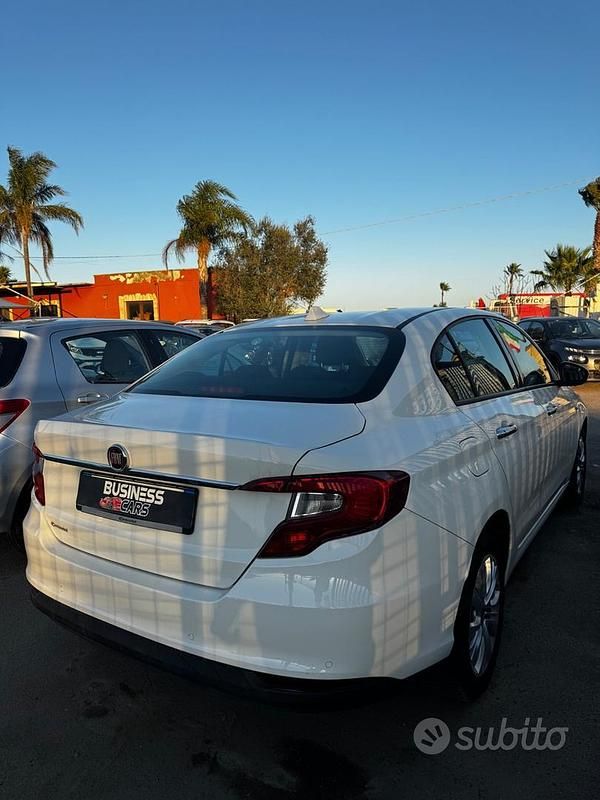 Usata Fiat Tipo Opening Edition 119 CV (87 kW) 2016 Bianco Berlina