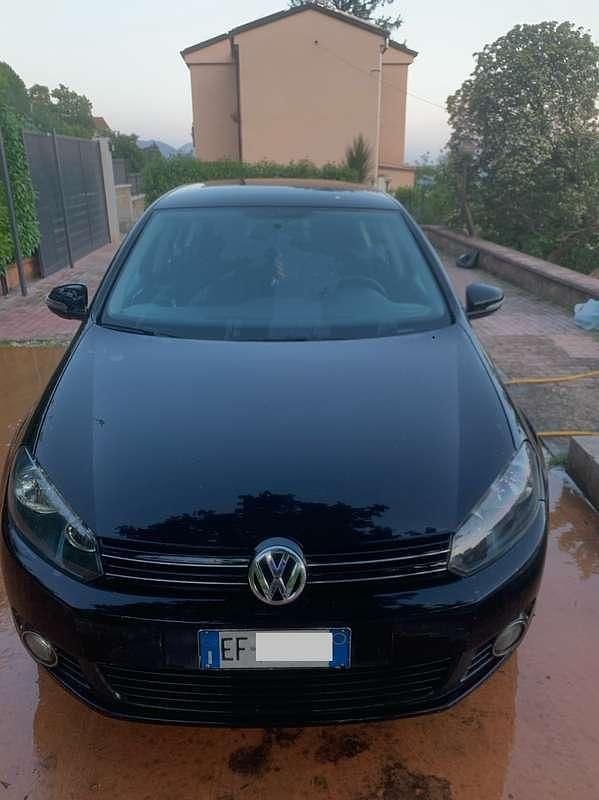 Usata 2010 VW Golf VI Trendline Tre volumi | 4800 € (Ottimo prezzo) - Immagine 1/4