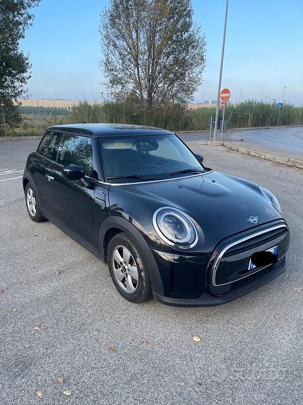 Usata Mini ONE 2022 Nero Utilitaria
