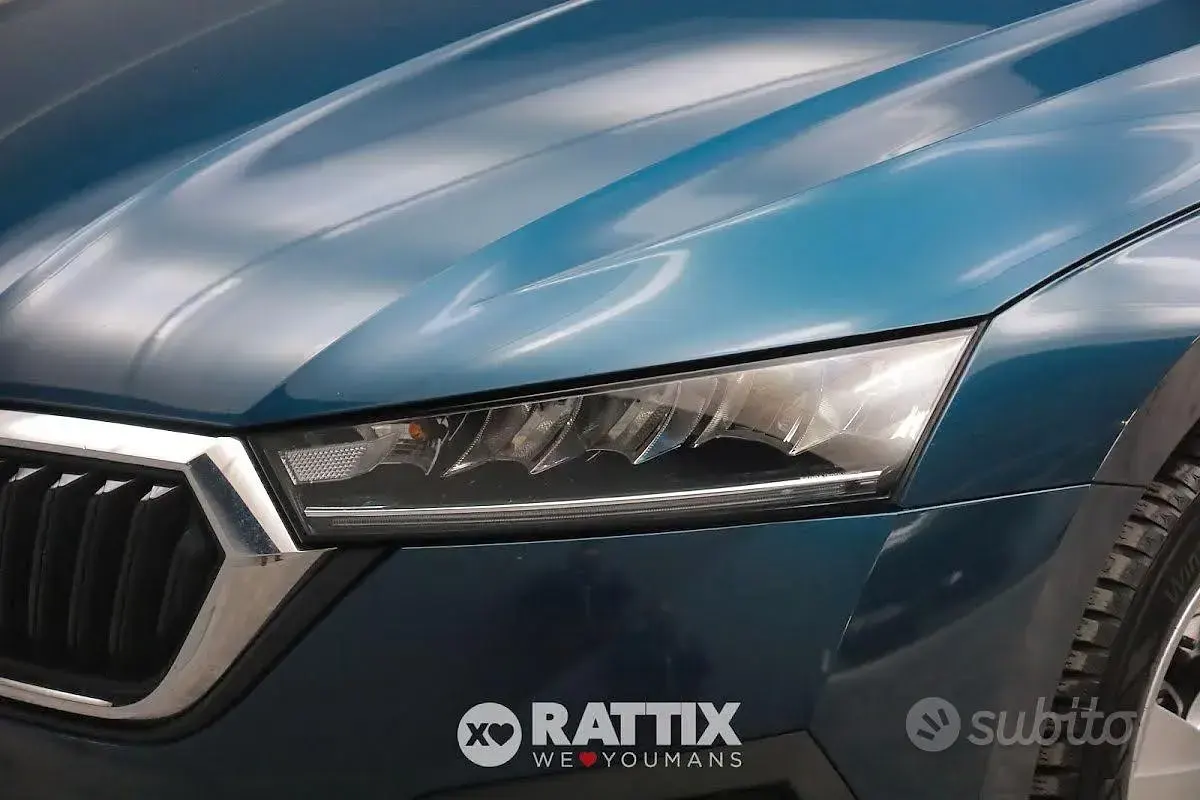 Usata Skoda Octavia Executive 150 CV (110 kW) 2023 Blu Station wagon