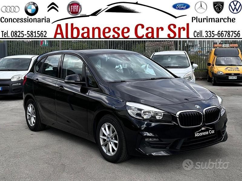 Nero Usata 2019 BMW 218 Active Tourer Luxury Line Monovolume | 11.990 € (Buon prezzo) - Immagine 1/4