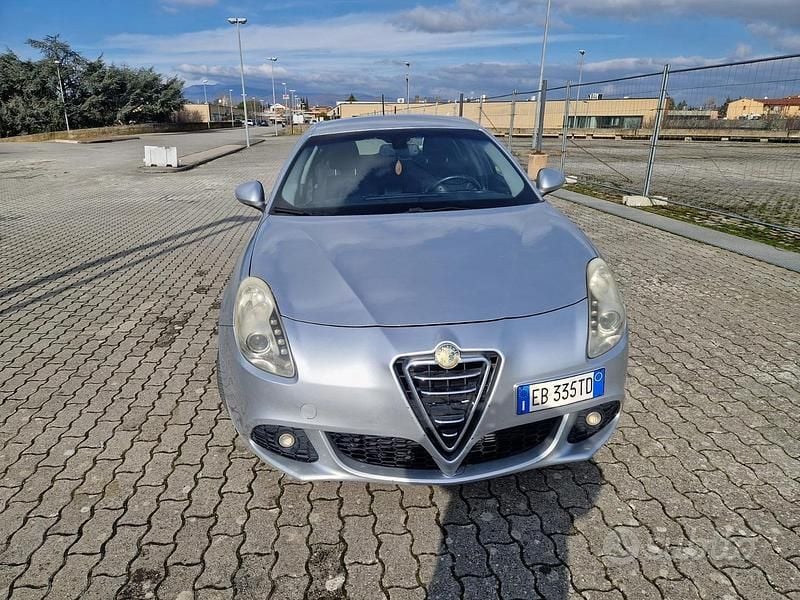 Usata Alfa Romeo Giulietta 2010 Grigio Berlina