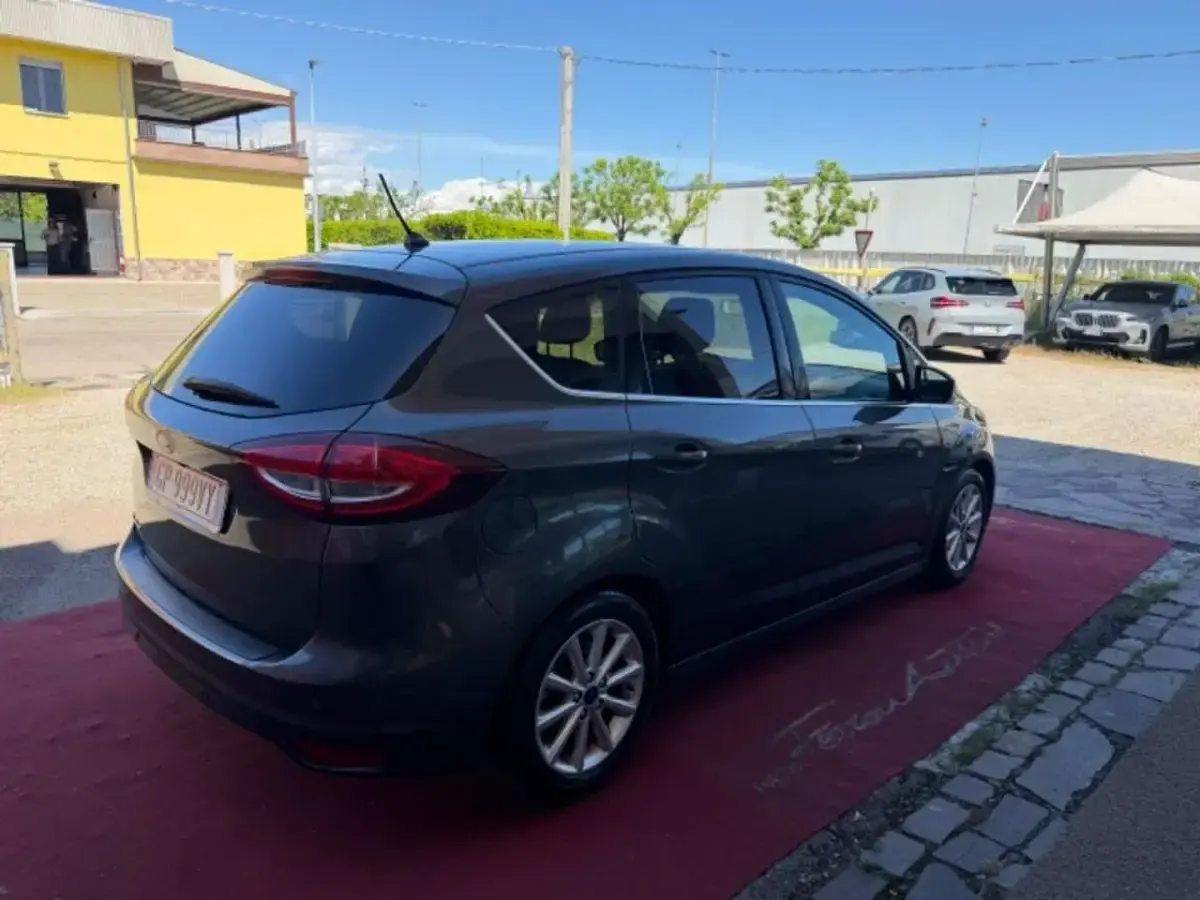 Usata Ford C-MAX Business Edition 120 CV (88 kW) 2018 Grigio Monovolume