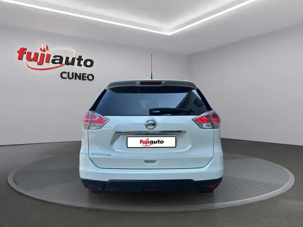 Usata Nissan X-Trail Tekna 131 CV (96 kW) 2017 Bianco SUV
