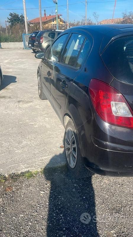 Usata Opel Corsa Cosmo 75 CV (55 kW) 2008 Nero Berlina