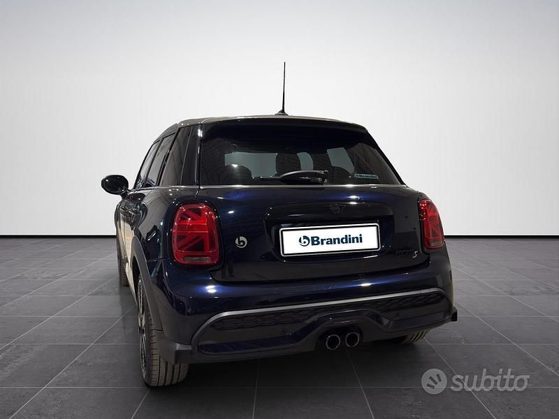 Usata Mini John Cooper Works 178 CV (130 kW) 2024 Blu Utilitaria