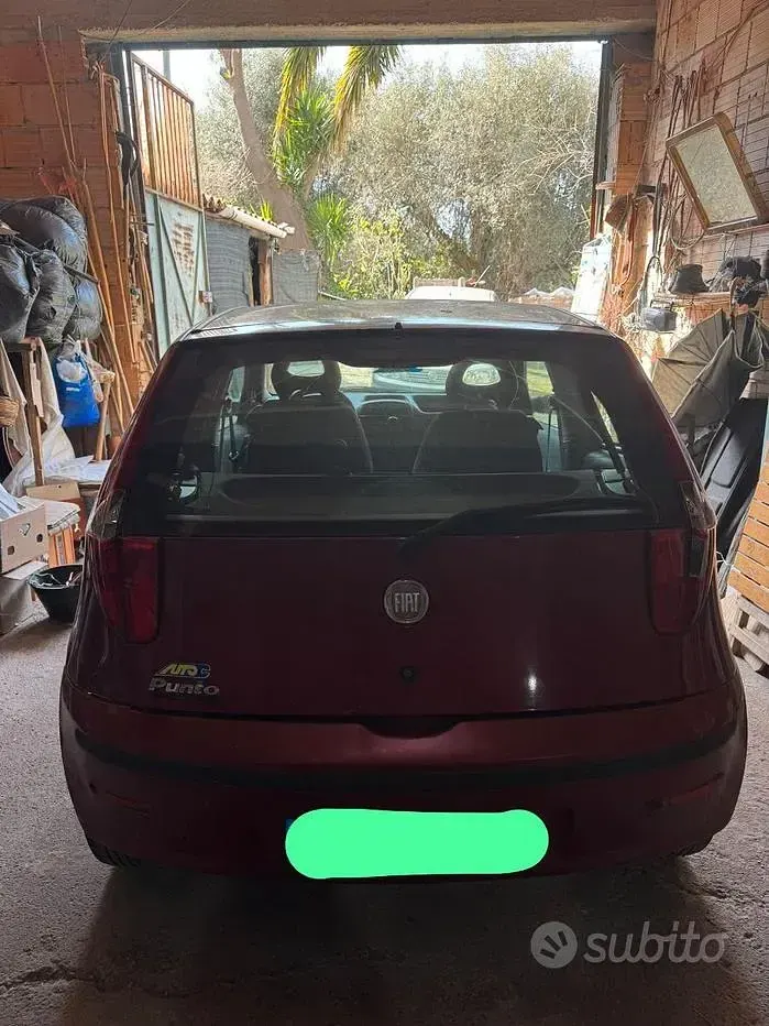 Usata Fiat Punto 60 CV (44 kW) 2009 Rosso Utilitaria