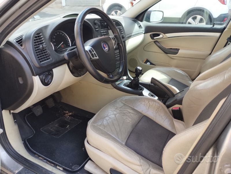 Usata Saab 9-3 125 CV (91 kW) 2006 Grigio Berlina