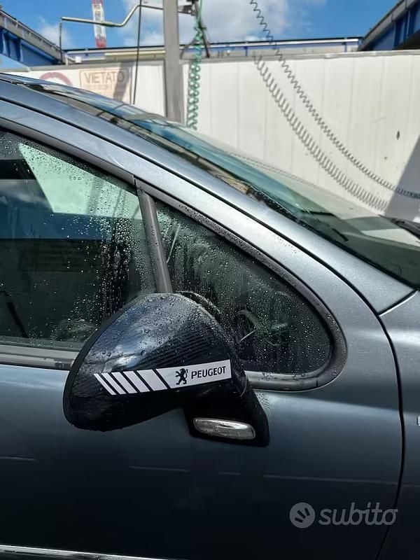 Usata Peugeot 207 75 CV (55 kW) 2011 Grigio Berlina