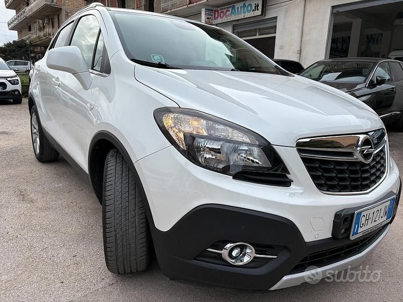 Usata Opel Mokka Cosmo 130 CV (95 kW) 2015 Bianco SUV