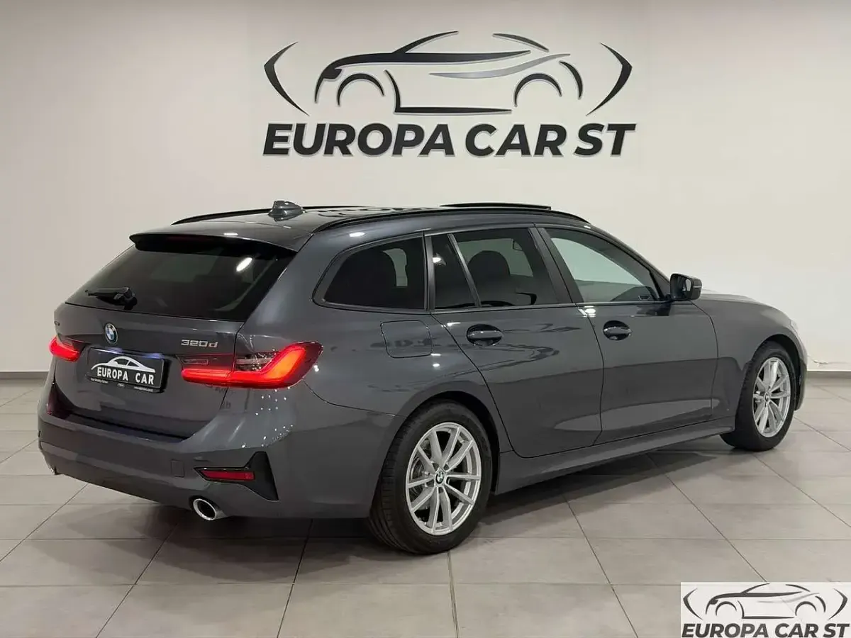 Usata BMW 320 Efficient Dynamics 190 CV (139 kW) 2022 Grigio Station wagon