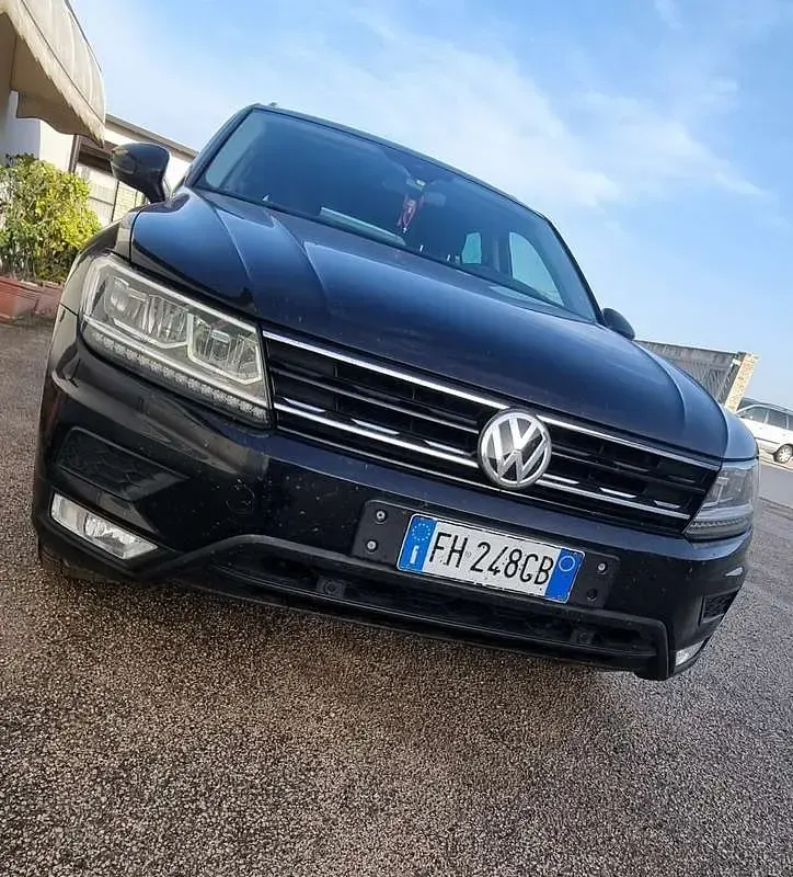 Usata VW Tiguan Executive 150 CV (110 kW) 2017 Nero SUV