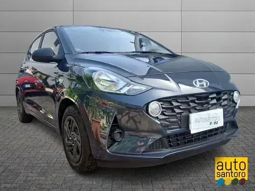 Usata Hyundai i10 Advanced Plus 100 CV (73 kW) 2022 Grigio Utilitaria
