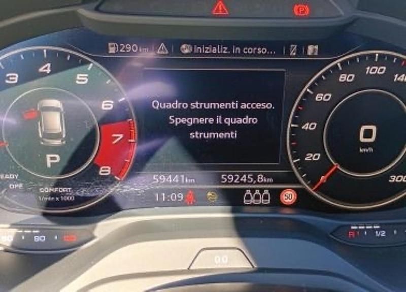 Usata Audi Q2 Sport 300 CV (220 kW) 2021 Grigio SUV