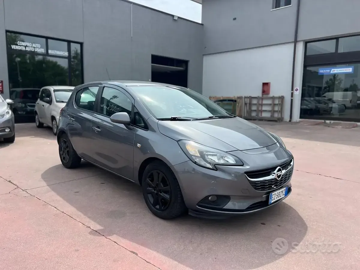 Usata Opel Corsa 85 CV (62 kW) 2015 Grigio Utilitaria