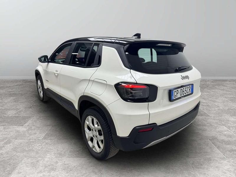 Usata Jeep Avenger Altitude 101 CV (74 kW) 2023 Bianco nero SUV