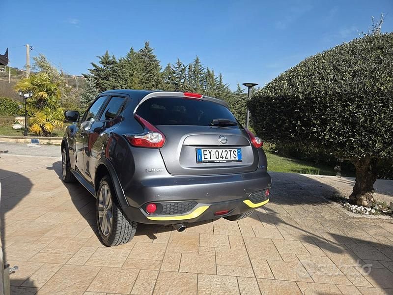 Usata Nissan Juke 110 CV (80 kW) 2015 Grigio SUV