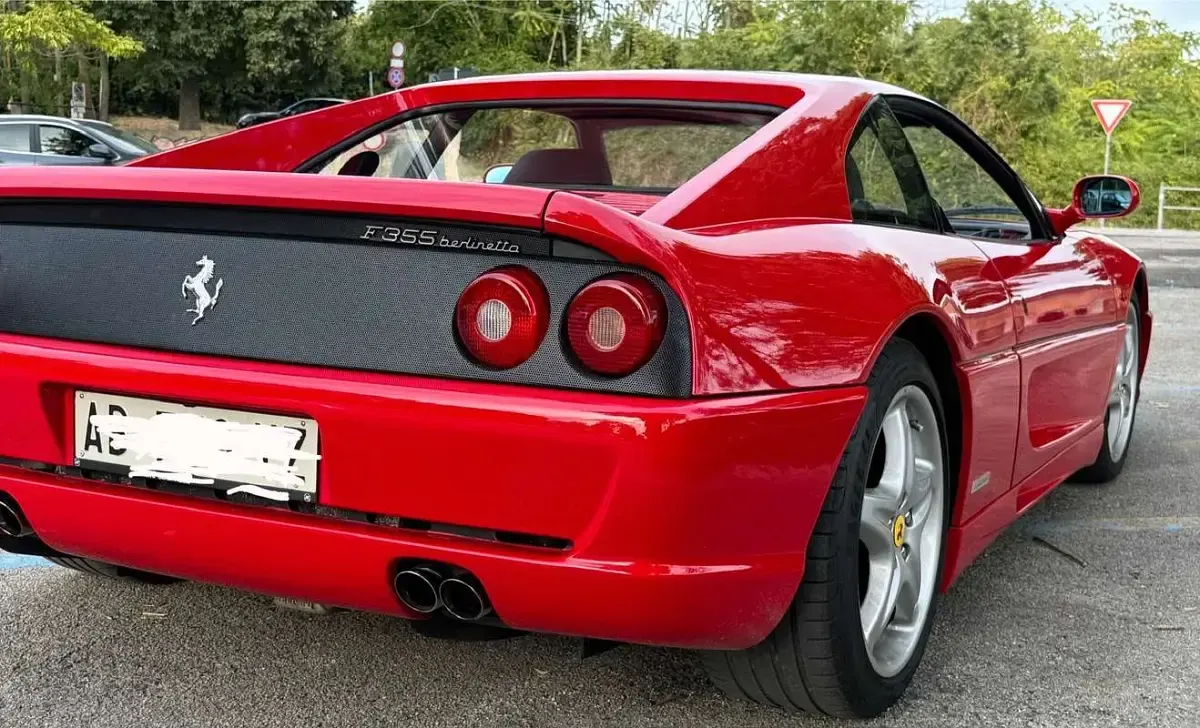 Usata Ferrari F355 381 CV (280 kW) 1994 Coupé