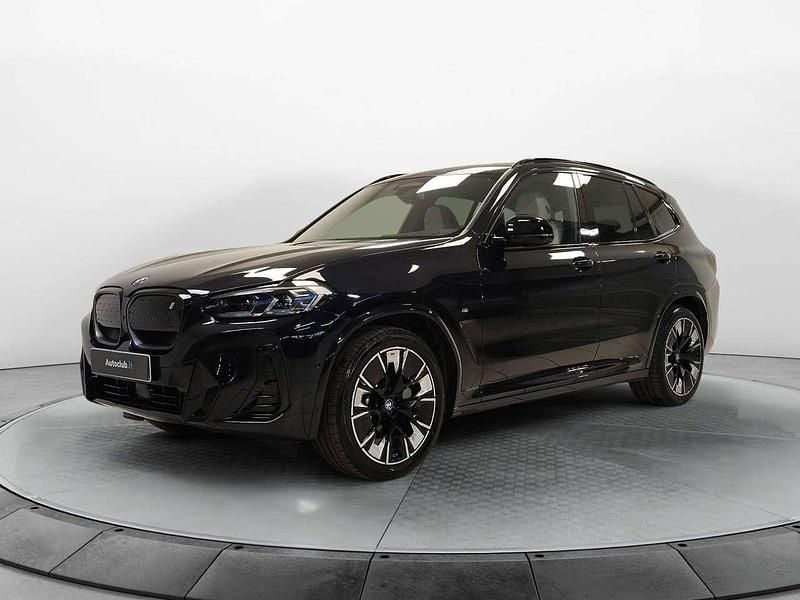 Usata BMW iX3 Impressive 108 kW (148 CV) 2024 Carbon black SUV