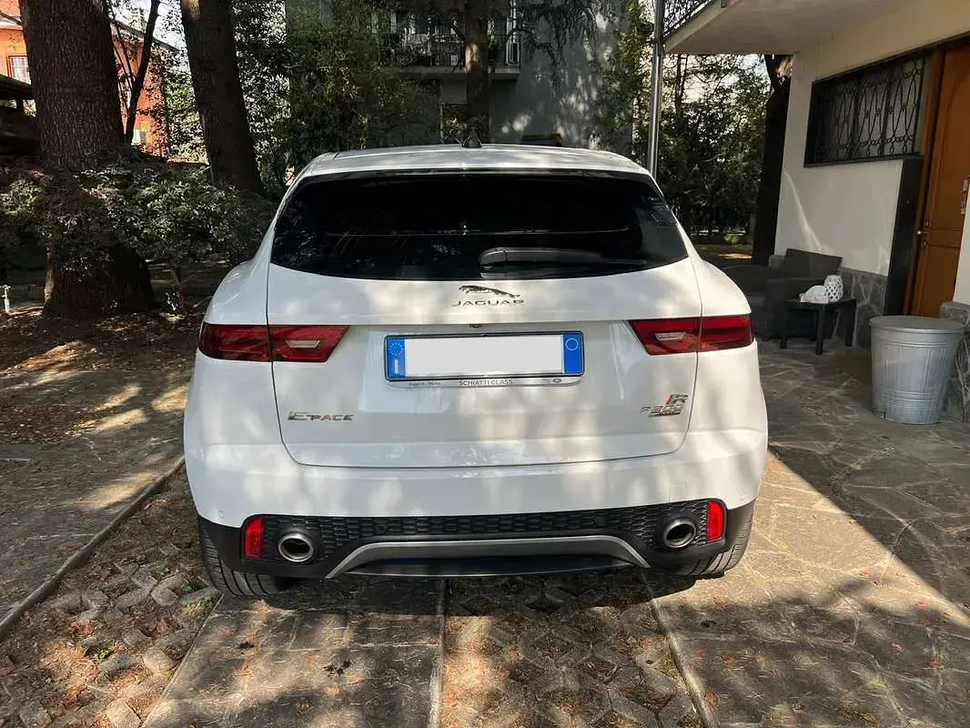 Usata Jaguar E-Pace S 200 CV (147 kW) 2020 Bianco SUV