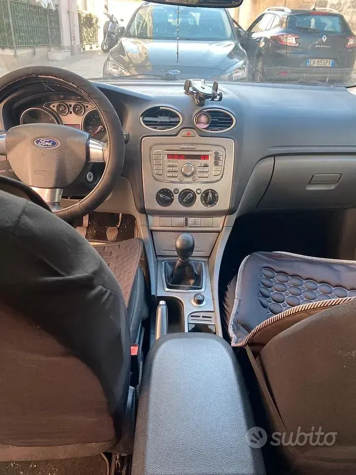 Usata Ford Focus 88 CV (64 kW) 2008 Blu Berlina