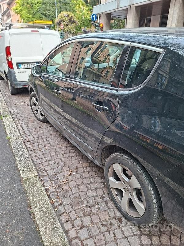 Usata Peugeot 3008 112 CV (82 kW) 2011 Station wagon