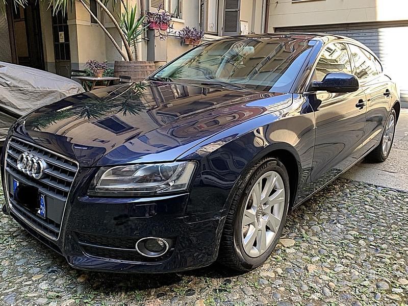 Usata Audi A5 190 CV (139 kW) 2010 Blu Coupé