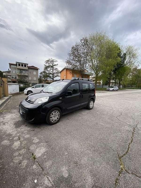 Usata Fiat Qubo Dynamic 75 CV (55 kW) 2011 Nero Monovolume