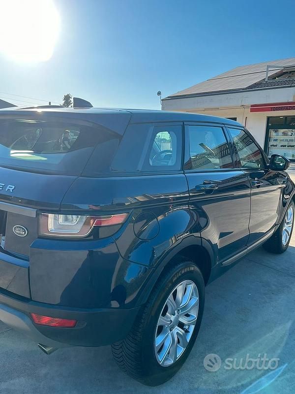 Usata Land Rover Range Rover evoque SE Dynamic 150 CV (110 kW) 2018 Blu SUV