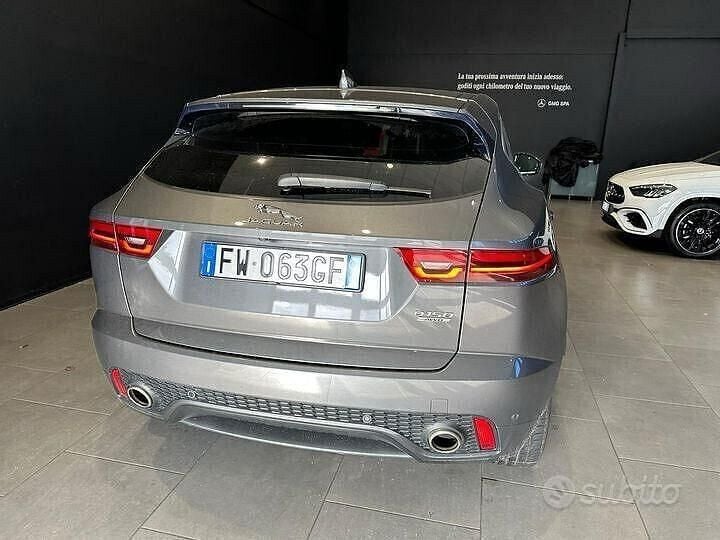 Usata Jaguar E-Pace R-Dynamic 150 CV (110 kW) 2019 Grigio SUV