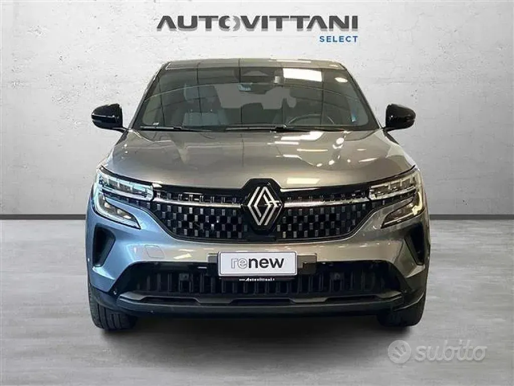 Usata Renault Austral Techno 158 CV (116 kW) 2023 Grigio SUV