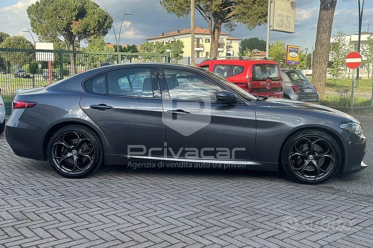 Usata Alfa Romeo Giulia Veloce 211 CV (155 kW) 2017 Grigio Berlina