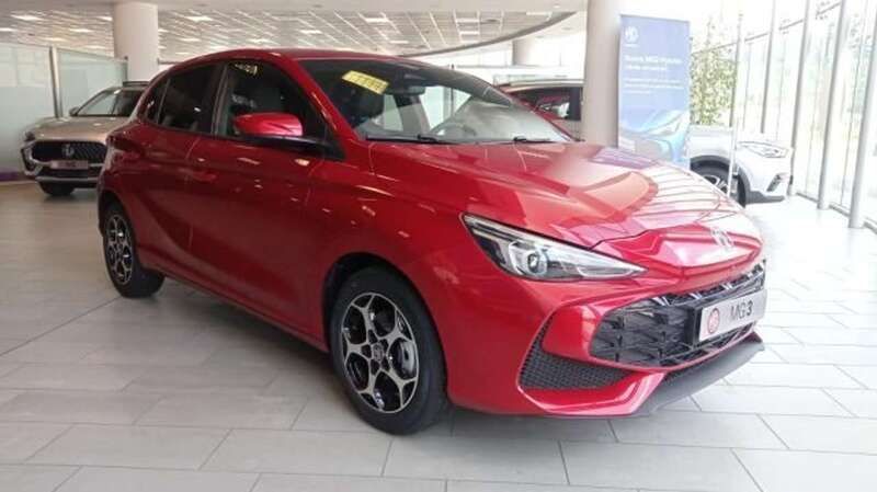 Usata MG MG3 Luxury 194 CV (142 kW) 2024 Rosso pastello Utilitaria