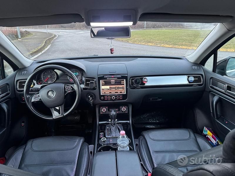 Usata VW Touareg Executive 245 CV (180 kW) 2011 Nero SUV