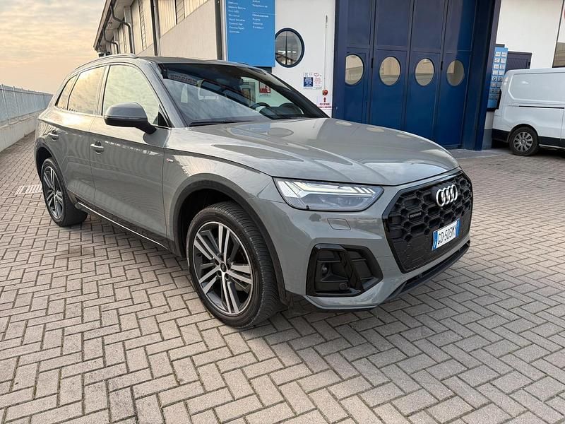 Usata Audi Q5 S-line plus 203 CV (149 kW) 2021 Grigio SUV