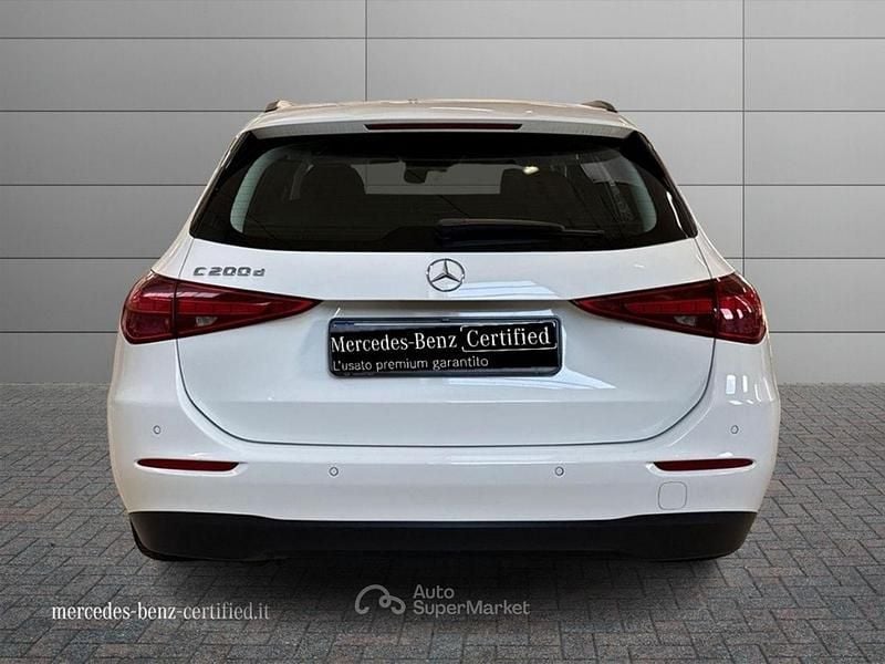 Usata Mercedes C200 Business 163 CV (119 kW) 2022 Bianco Station wagon