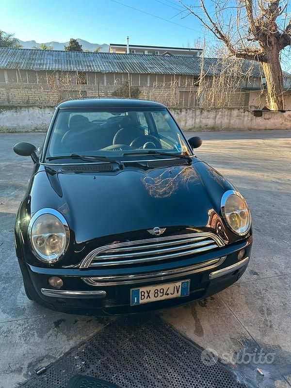 Usata 2002 Mini Cooper Due volumi | 1850 € - Immagine 1/4