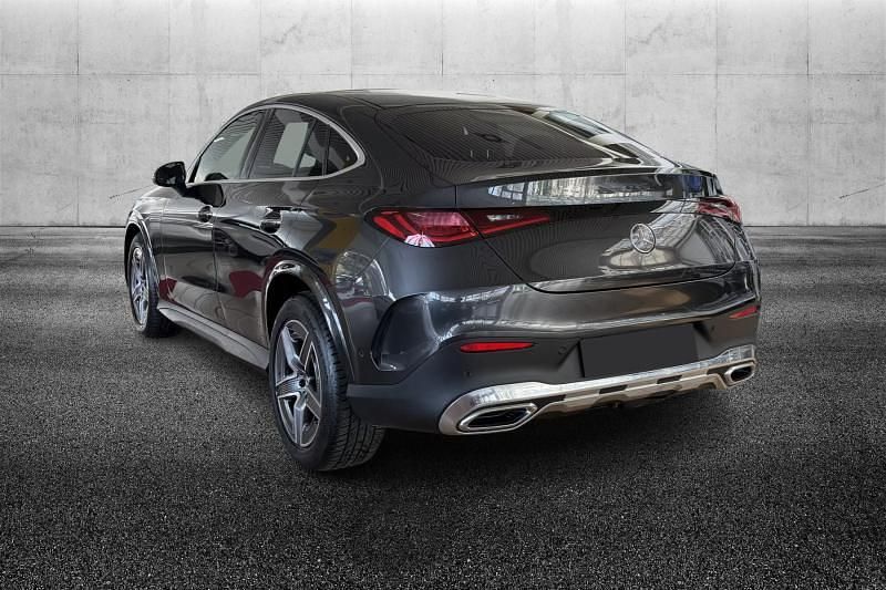 Usata Mercedes GLC300e Advanced Plus 269 CV (197 kW) 2024 Grigio metallizzato SUV