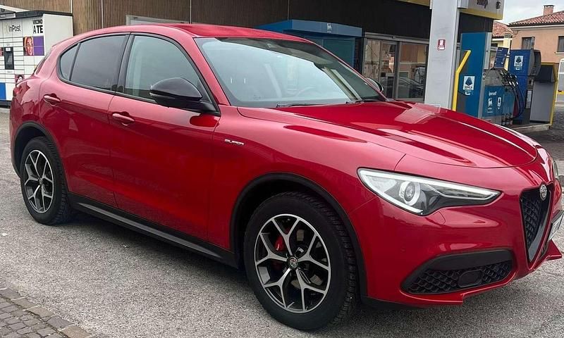 Usata Alfa Romeo Stelvio Super 190 CV (139 kW) 2022 SUV
