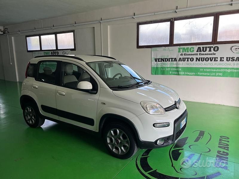 Usata Fiat Panda 4x4 S 75 CV (55 kW) 2014 Bianco Utilitaria