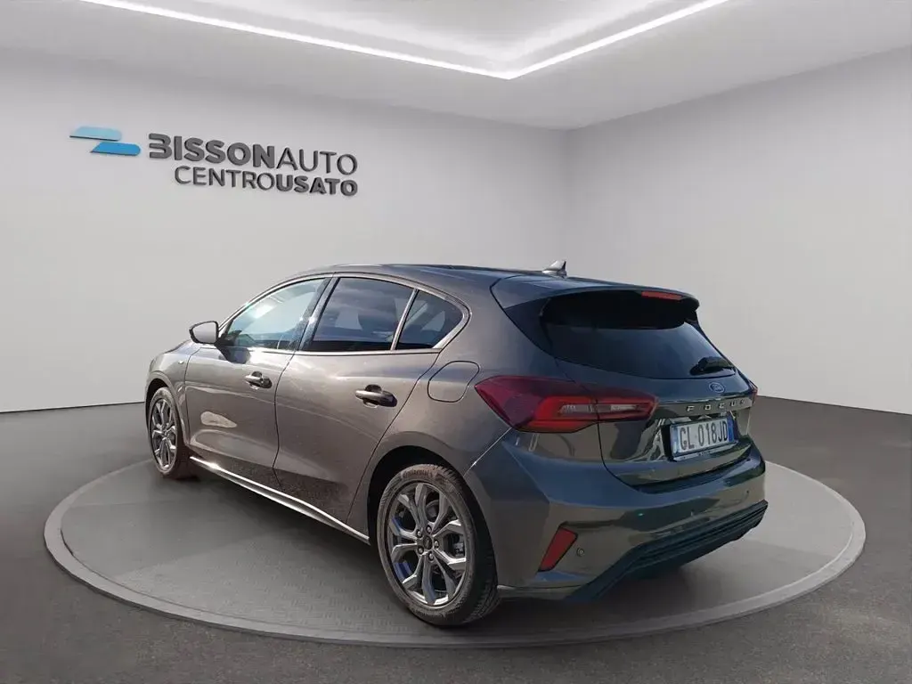 Usata Ford Focus ST-Line 125 CV (91 kW) 2022 Magnetic Berlina
