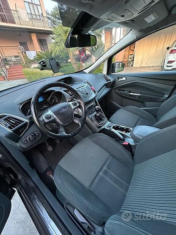 Usata Ford C-MAX 110 CV (80 kW) 2015 Grigio Monovolume