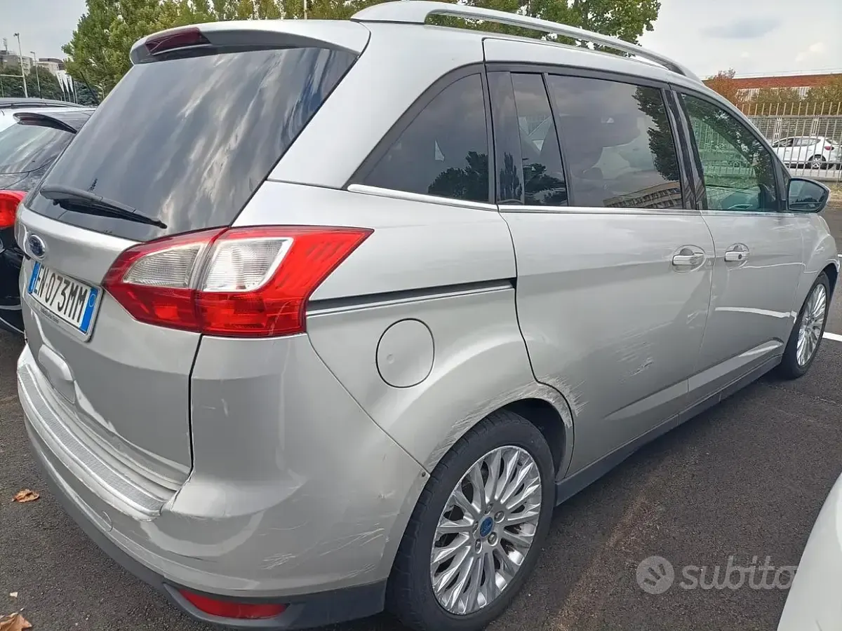 Usata Ford C-MAX Titanium 116 CV (85 kW) 2012 Grigio Monovolume