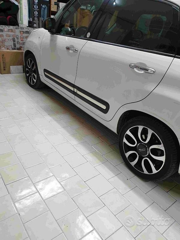 Usata Fiat 500L Living 120 CV (88 kW) 2014 Monovolume