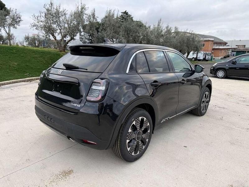 Nuova Fiat 600 La Prima 101 CV (74 kW) 2025 Nero SUV