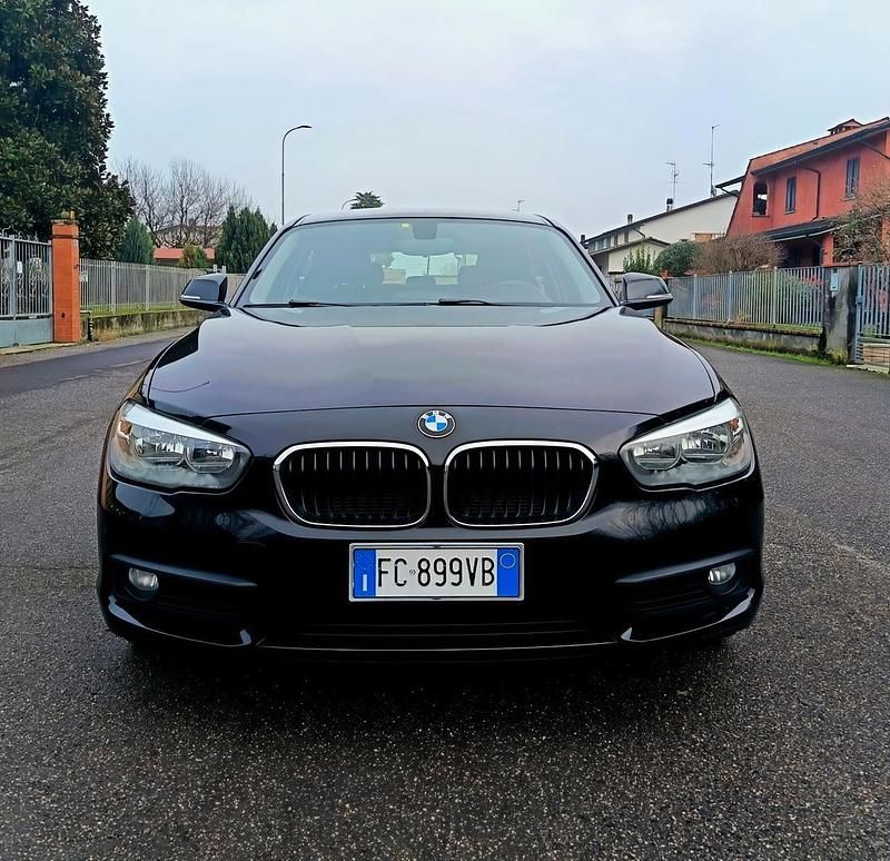 Usata BMW 114 Sport Line 95 CV (69 kW) 2016 Nero Utilitaria